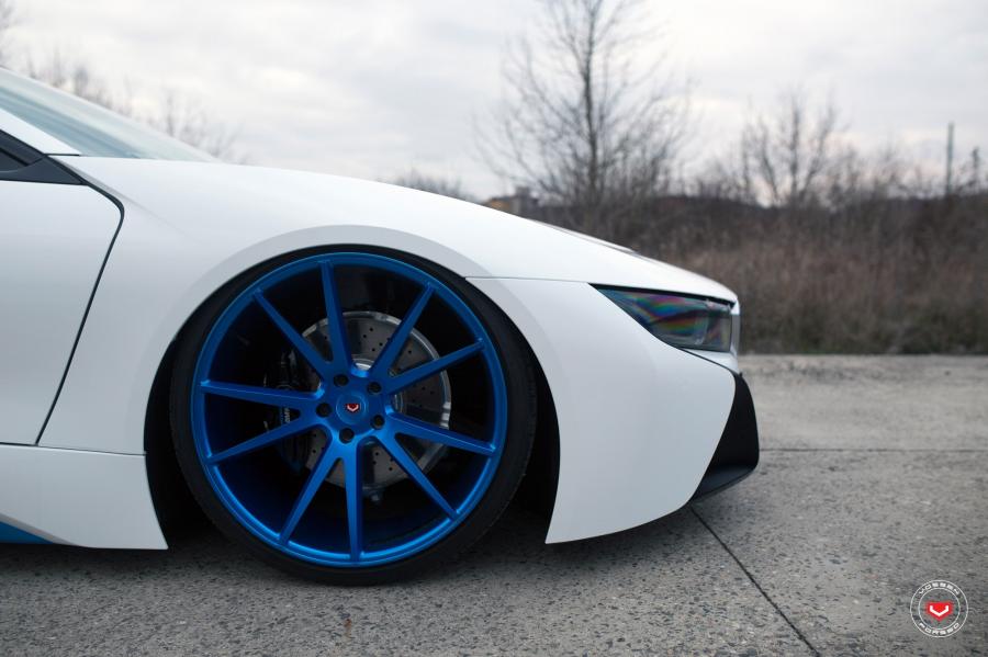 Колеса BMW i8 on Vossen Wheels (VPS-301) 2017 года  (фото 10 из 16)